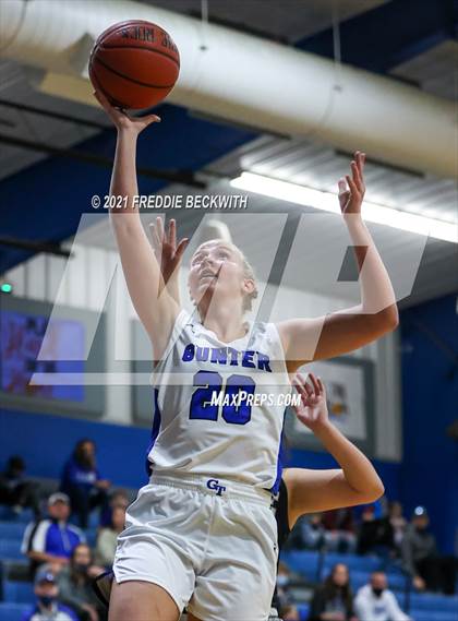 Thumbnail 2 in Howe @ Gunter photogallery.