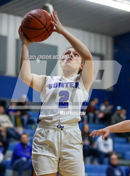 Thumbnail 3 in Howe @ Gunter photogallery.