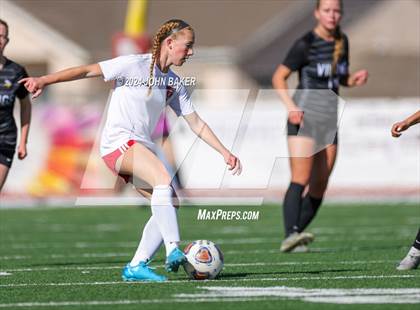 Thumbnail 2 in Truckee vs. South Tahoe (NIAA 3A State Finals) photogallery.