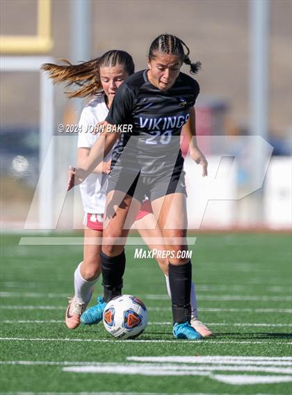 Thumbnail 2 in Truckee vs. South Tahoe (NIAA 3A State Finals) photogallery.