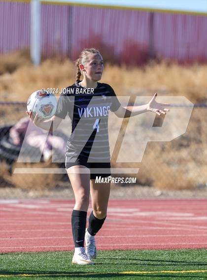 Thumbnail 1 in Truckee vs. South Tahoe (NIAA 3A State Finals) photogallery.