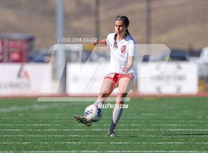 Thumbnail 2 in Truckee vs. South Tahoe (NIAA 3A State Finals) photogallery.