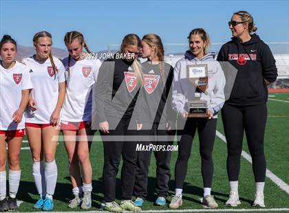 Thumbnail 1 in Truckee vs. South Tahoe (NIAA 3A State Finals) photogallery.