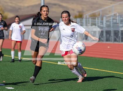 Thumbnail 3 in Truckee vs. South Tahoe (NIAA 3A State Finals) photogallery.