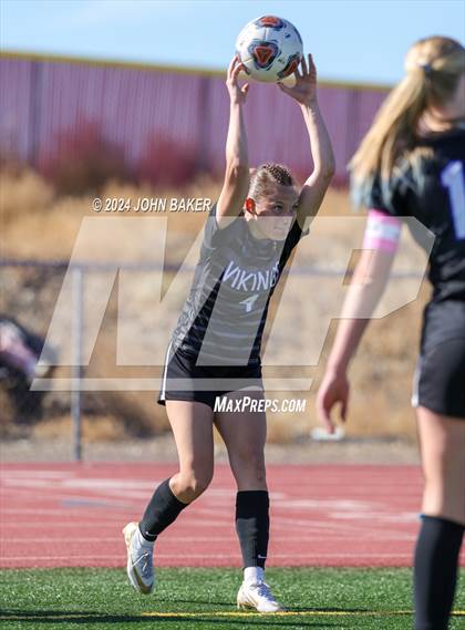 Thumbnail 3 in Truckee vs. South Tahoe (NIAA 3A State Finals) photogallery.
