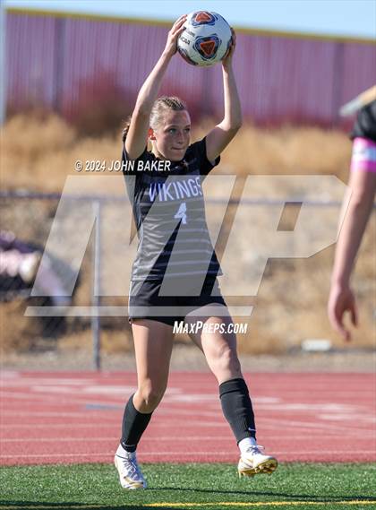 Thumbnail 2 in Truckee vs. South Tahoe (NIAA 3A State Finals) photogallery.