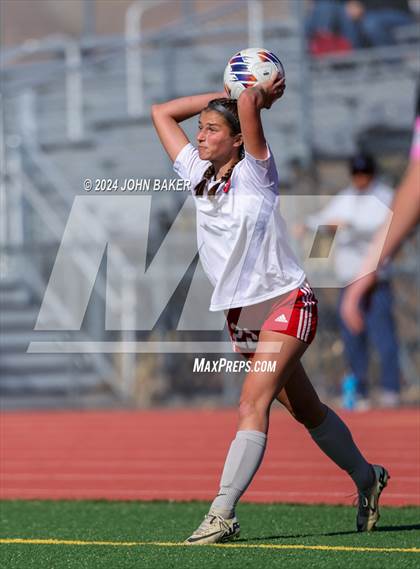 Thumbnail 1 in Truckee vs. South Tahoe (NIAA 3A State Finals) photogallery.
