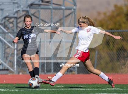 Thumbnail 1 in Truckee vs. South Tahoe (NIAA 3A State Finals) photogallery.
