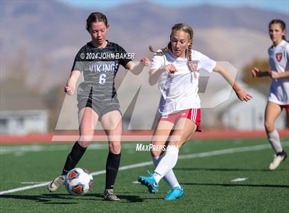 Thumbnail 3 in Truckee vs. South Tahoe (NIAA 3A State Finals) photogallery.