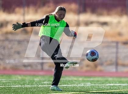 Thumbnail 3 in Truckee vs. South Tahoe (NIAA 3A State Finals) photogallery.