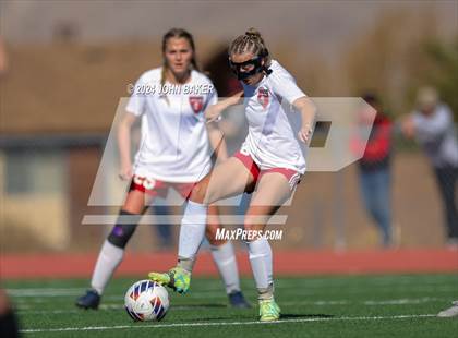 Thumbnail 1 in Truckee vs. South Tahoe (NIAA 3A State Finals) photogallery.