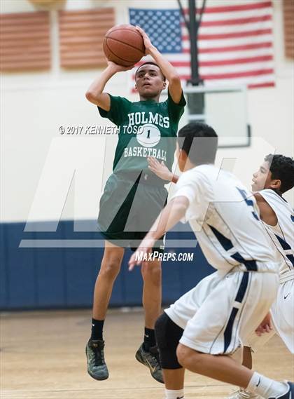 Thumbnail 3 in FR: Holmes @ O'Connor (Freshman B) photogallery.