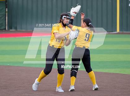 Thumbnail 2 in Parkland @ Hanks photogallery.