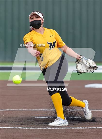 Thumbnail 1 in Parkland @ Hanks photogallery.