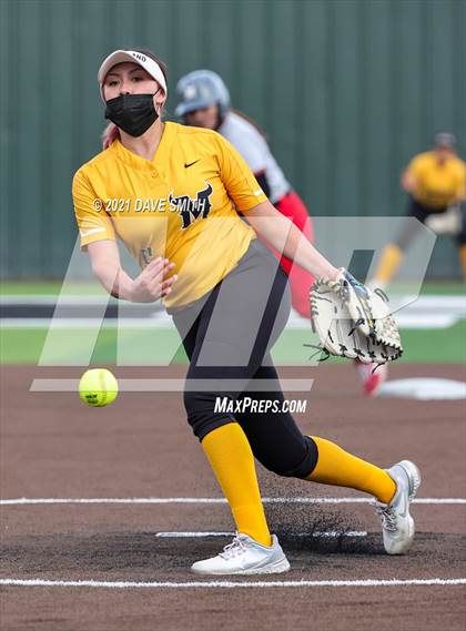 Thumbnail 1 in Parkland @ Hanks photogallery.