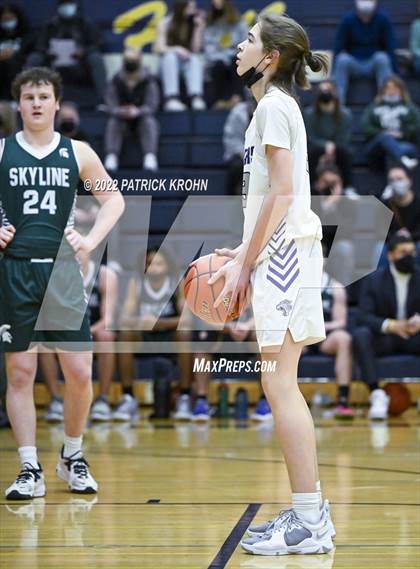 Thumbnail 3 in Skyline @ North Creek (KingCo 4A Playoff) photogallery.
