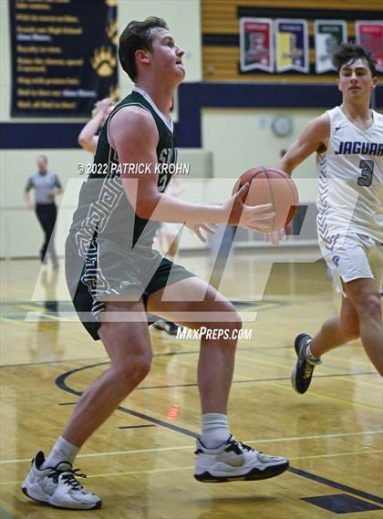 Thumbnail 2 in Skyline @ North Creek (KingCo 4A Playoff) photogallery.