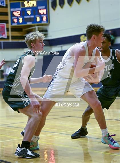 Thumbnail 1 in Skyline @ North Creek (KingCo 4A Playoff) photogallery.