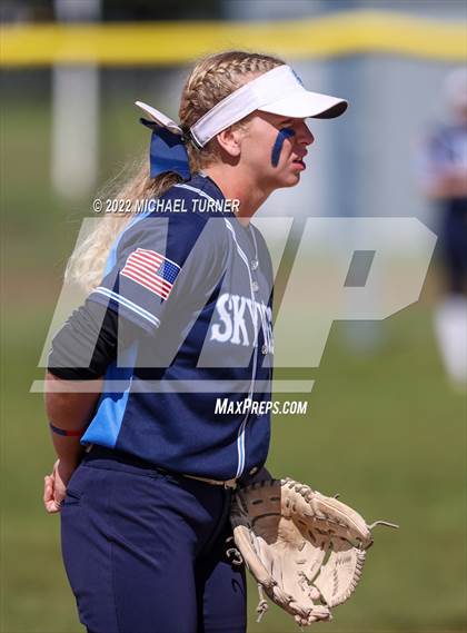 Thumbnail 2 in Eagle vs Skyview (IHSAA 5A State Tournament) photogallery.