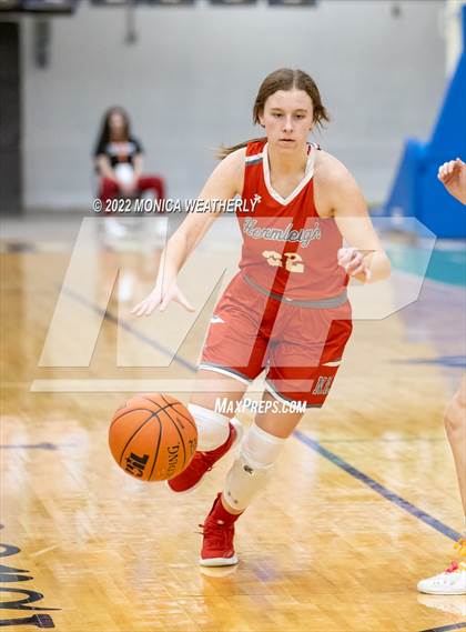 Thumbnail 1 in Sterling City vs. Hermleigh (UIL 1A Regional Semifinal) photogallery.