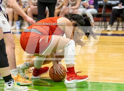 Thumbnail 2 in Sterling City vs. Hermleigh (UIL 1A Regional Semifinal) photogallery.