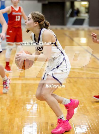 Thumbnail 2 in Sterling City vs. Hermleigh (UIL 1A Regional Semifinal) photogallery.