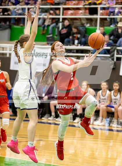 Thumbnail 3 in Sterling City vs. Hermleigh (UIL 1A Regional Semifinal) photogallery.