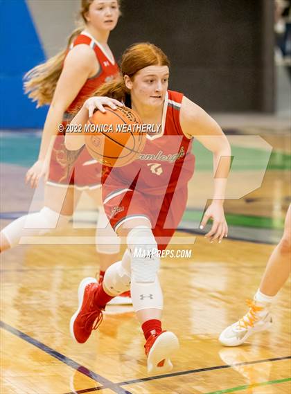 Thumbnail 3 in Sterling City vs. Hermleigh (UIL 1A Regional Semifinal) photogallery.