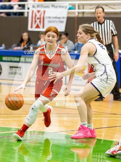 Thumbnail 3 in Sterling City vs. Hermleigh (UIL 1A Regional Semifinal) photogallery.