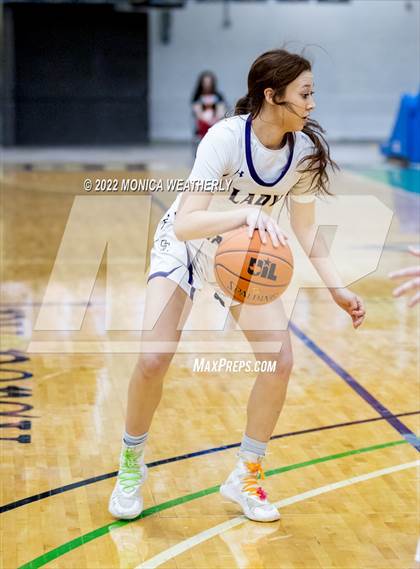 Thumbnail 2 in Sterling City vs. Hermleigh (UIL 1A Regional Semifinal) photogallery.