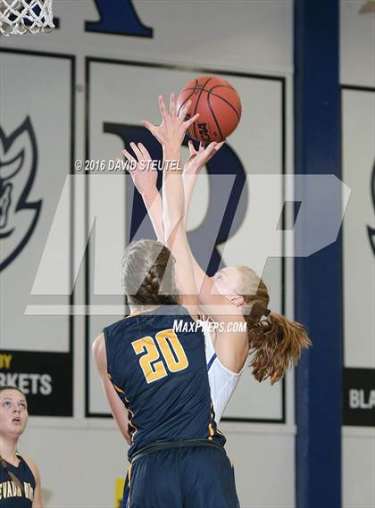 Thumbnail 2 in Nevada Union vs. Davis (Dorothy Speck Memorial) photogallery.