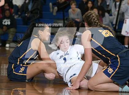 Thumbnail 2 in Nevada Union vs. Davis (Dorothy Speck Memorial) photogallery.