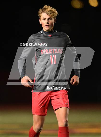 Thumbnail 1 in Cromwell vs. Somers (CIAC Class S Semifinal) photogallery.