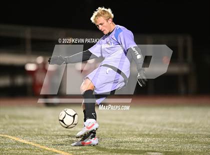 Thumbnail 3 in Cromwell vs. Somers (CIAC Class S Semifinal) photogallery.