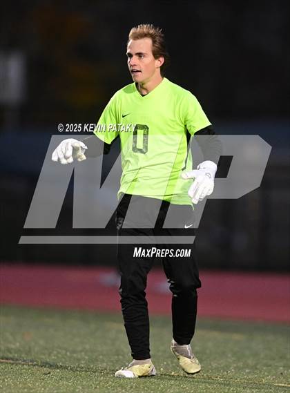 Thumbnail 1 in Cromwell vs. Somers (CIAC Class S Semifinal) photogallery.