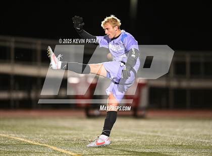 Thumbnail 2 in Cromwell vs. Somers (CIAC Class S Semifinal) photogallery.