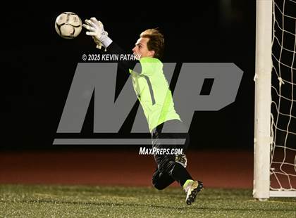 Thumbnail 1 in Cromwell vs. Somers (CIAC Class S Semifinal) photogallery.