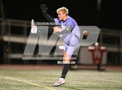 Thumbnail 1 in Cromwell vs. Somers (CIAC Class S Semifinal) photogallery.