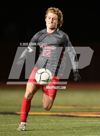 Thumbnail 3 in Cromwell vs. Somers (CIAC Class S Semifinal) photogallery.