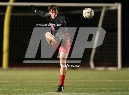 Thumbnail 1 in Cromwell vs. Somers (CIAC Class S Semifinal) photogallery.