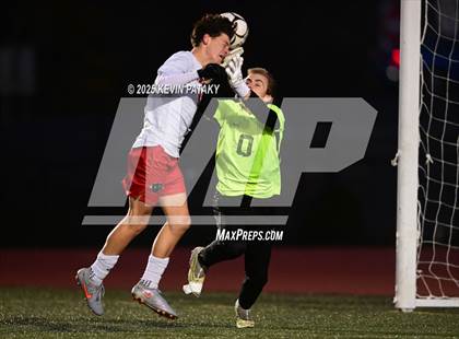 Thumbnail 2 in Cromwell vs. Somers (CIAC Class S Semifinal) photogallery.
