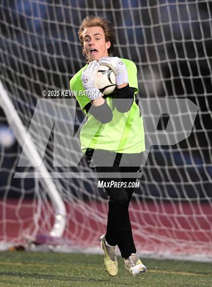 Thumbnail 3 in Cromwell vs. Somers (CIAC Class S Semifinal) photogallery.