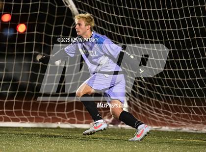 Thumbnail 2 in Cromwell vs. Somers (CIAC Class S Semifinal) photogallery.