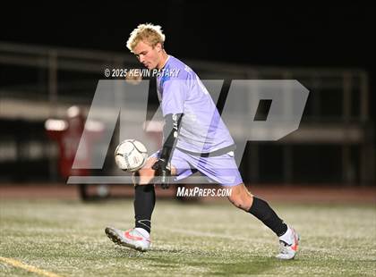 Thumbnail 3 in Cromwell vs. Somers (CIAC Class S Semifinal) photogallery.