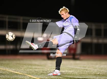 Thumbnail 1 in Cromwell vs. Somers (CIAC Class S Semifinal) photogallery.