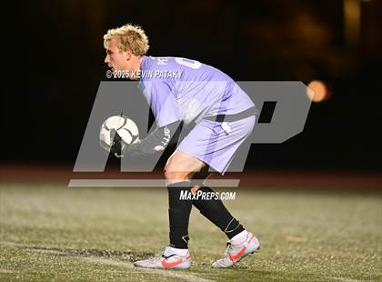 Thumbnail 2 in Cromwell vs. Somers (CIAC Class S Semifinal) photogallery.