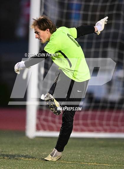 Thumbnail 1 in Cromwell vs. Somers (CIAC Class S Semifinal) photogallery.