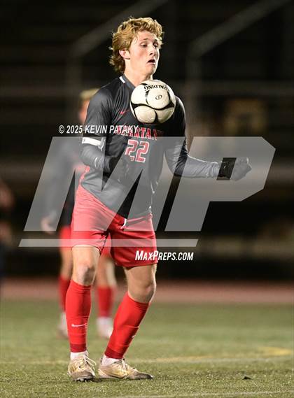 Thumbnail 2 in Cromwell vs. Somers (CIAC Class S Semifinal) photogallery.
