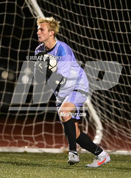 Thumbnail 2 in Cromwell vs. Somers (CIAC Class S Semifinal) photogallery.