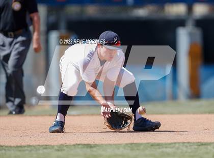 Thumbnail 3 in Aquinas vs Loyola (CIF SS D4 Quarterfinal Playoff) photogallery.